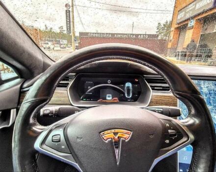 Серый Тесла Модель С, объемом двигателя 0 л и пробегом 218 тыс. км за 14750 $, фото 3 на Automoto.ua