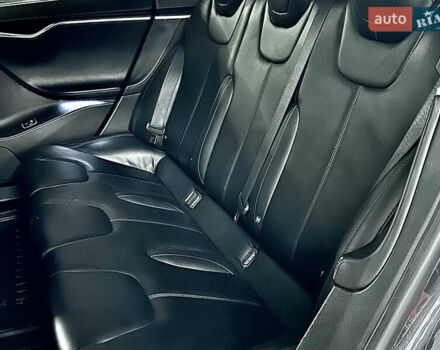 Сірий Тесла Модель С, об'ємом двигуна 0 л та пробігом 81 тис. км за 16979 $, фото 12 на Automoto.ua