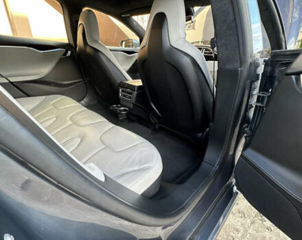 Серый Тесла Модель С, объемом двигателя 0 л и пробегом 113 тыс. км за 15200 $, фото 12 на Automoto.ua