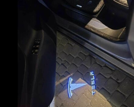 Серый Тесла Модель С, объемом двигателя 0 л и пробегом 218 тыс. км за 14750 $, фото 15 на Automoto.ua