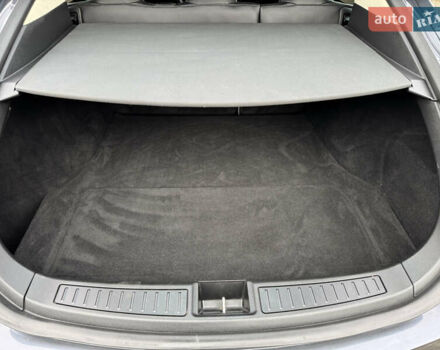 Серый Тесла Модель С, объемом двигателя 0 л и пробегом 180 тыс. км за 15300 $, фото 18 на Automoto.ua