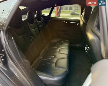 Серый Тесла Модель С, объемом двигателя 0 л и пробегом 110 тыс. км за 13000 $, фото 15 на Automoto.ua