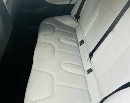 Сірий Тесла Модель С, об'ємом двигуна 0 л та пробігом 162 тис. км за 13500 $, фото 5 на Automoto.ua