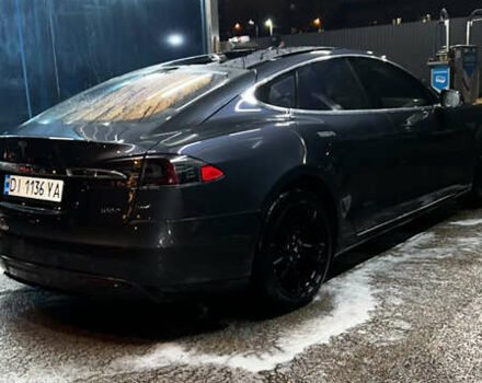 Серый Тесла Модель С, объемом двигателя 0 л и пробегом 160 тыс. км за 15100 $, фото 1 на Automoto.ua