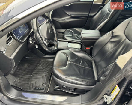 Серый Тесла Модель С, объемом двигателя 0 л и пробегом 180 тыс. км за 15300 $, фото 8 на Automoto.ua