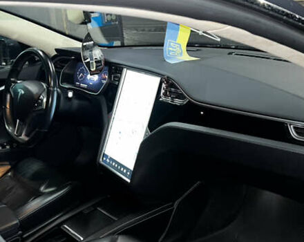 Серый Тесла Модель С, объемом двигателя 0 л и пробегом 160 тыс. км за 15100 $, фото 11 на Automoto.ua