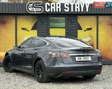 Серый Тесла Модель С, объемом двигателя 0 л и пробегом 220 тыс. км за 12700 $, фото 2 на Automoto.ua