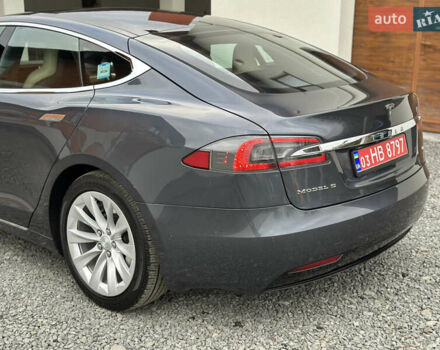 Серый Тесла Модель С, объемом двигателя 0 л и пробегом 200 тыс. км за 14400 $, фото 25 на Automoto.ua