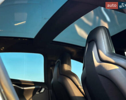 Сірий Тесла Модель С, об'ємом двигуна 0 л та пробігом 102 тис. км за 20750 $, фото 26 на Automoto.ua