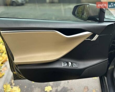 Тесла Модель С 2016 у Одесі на Automoto.ua Сірий Тесла Модель С, об'ємом двигуна 0 л та пробігом 156 тис. км за 18500 $, фото 13 на Automoto.ua