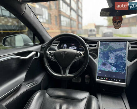 Тесла Модель С 2016 в Житомире на Automoto.ua Серый Тесла Модель С, объемом двигателя 0 л и пробегом 210 тыс. км за 15999 $, фото 16 на Automoto.ua