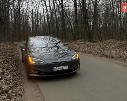 Серый Тесла Модель С, объемом двигателя 0 л и пробегом 124 тыс. км за 15900 $, фото 12 на Automoto.ua
