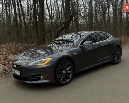 Серый Тесла Модель С, объемом двигателя 0 л и пробегом 124 тыс. км за 15900 $, фото 1 на Automoto.ua