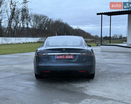 Серый Тесла Модель С, объемом двигателя 0 л и пробегом 300 тыс. км за 14700 $, фото 12 на Automoto.ua