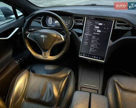 Серый Тесла Модель С, объемом двигателя 0 л и пробегом 300 тыс. км за 14700 $, фото 32 на Automoto.ua