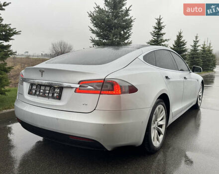 Серый Тесла Модель С, объемом двигателя 0 л и пробегом 207 тыс. км за 13899 $, фото 17 на Automoto.ua