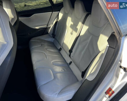 Сірий Тесла Модель С, об'ємом двигуна 0 л та пробігом 165 тис. км за 15750 $, фото 16 на Automoto.ua