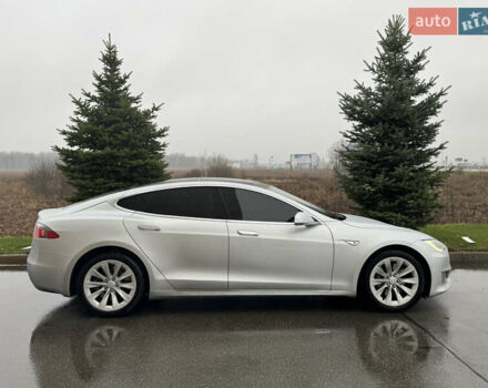 Серый Тесла Модель С, объемом двигателя 0 л и пробегом 207 тыс. км за 13899 $, фото 19 на Automoto.ua