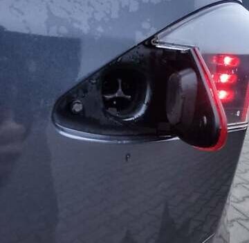 Серый Тесла Модель С, объемом двигателя 0 л и пробегом 226 тыс. км за 14800 $, фото 70 на Automoto.ua