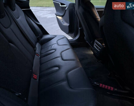 Серый Тесла Модель С, объемом двигателя 0 л и пробегом 300 тыс. км за 14700 $, фото 35 на Automoto.ua