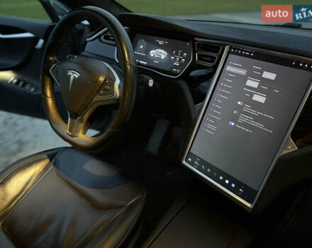 Серый Тесла Модель С, объемом двигателя 0 л и пробегом 300 тыс. км за 14700 $, фото 53 на Automoto.ua