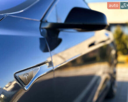Сірий Тесла Модель С, об'ємом двигуна 0 л та пробігом 102 тис. км за 20750 $, фото 53 на Automoto.ua