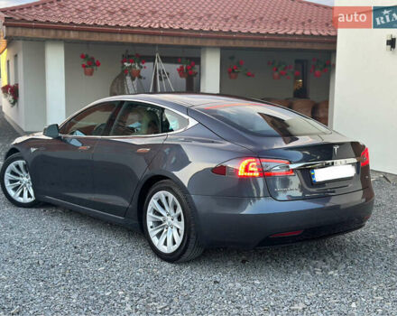 Серый Тесла Модель С, объемом двигателя 0 л и пробегом 165 тыс. км за 15500 $, фото 1 на Automoto.ua