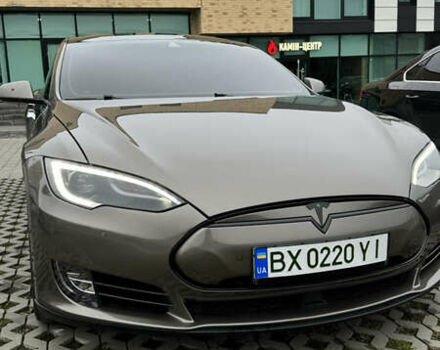 Сірий Тесла Модель С, об'ємом двигуна 0 л та пробігом 156 тис. км за 20000 $, фото 23 на Automoto.ua