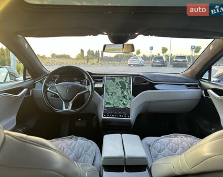 Тесла Модель С 2016 у Львові на Automoto.ua Сірий Тесла Модель С, об'ємом двигуна 0 л та пробігом 132 тис. км за 17300 $, фото 10 на Automoto.ua