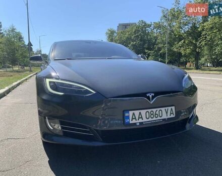 Серый Тесла Модель С, объемом двигателя 0 л и пробегом 189 тыс. км за 15400 $, фото 3 на Automoto.ua