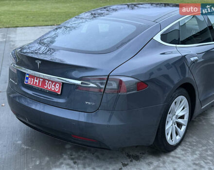 Серый Тесла Модель С, объемом двигателя 0 л и пробегом 300 тыс. км за 14700 $, фото 9 на Automoto.ua