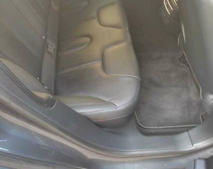 Серый Тесла Модель С, объемом двигателя 0 л и пробегом 170 тыс. км за 19700 $, фото 6 на Automoto.ua