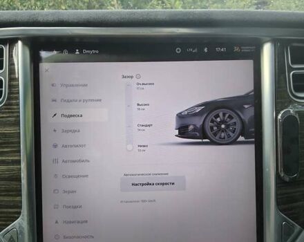 Серый Тесла Модель С, объемом двигателя 0 л и пробегом 170 тыс. км за 18300 $, фото 2 на Automoto.ua