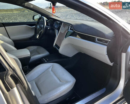 Сірий Тесла Модель С, об'ємом двигуна 0 л та пробігом 165 тис. км за 15750 $, фото 14 на Automoto.ua
