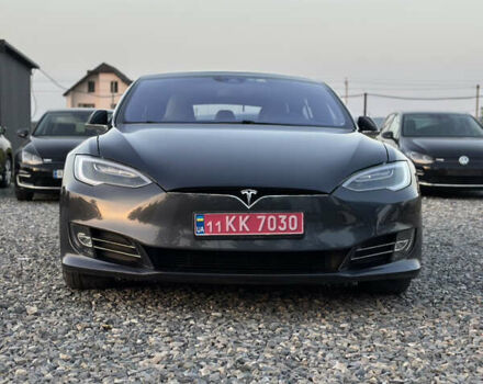 Серый Тесла Модель С, объемом двигателя 0 л и пробегом 168 тыс. км за 16200 $, фото 3 на Automoto.ua