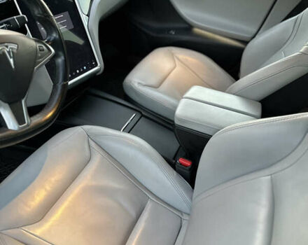 Серый Тесла Модель С, объемом двигателя 0 л и пробегом 168 тыс. км за 16200 $, фото 29 на Automoto.ua