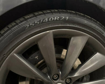 Серый Тесла Модель С, объемом двигателя 0 л и пробегом 124 тыс. км за 15900 $, фото 11 на Automoto.ua