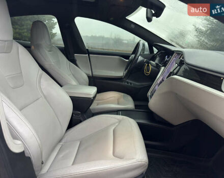 Серый Тесла Модель С, объемом двигателя 0 л и пробегом 207 тыс. км за 13899 $, фото 37 на Automoto.ua