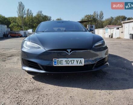 Серый Тесла Модель С, объемом двигателя 0 л и пробегом 130 тыс. км за 17450 $, фото 6 на Automoto.ua