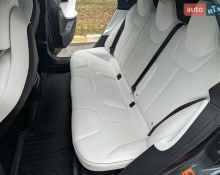Сірий Тесла Модель С, об'ємом двигуна 0 л та пробігом 249 тис. км за 16200 $, фото 10 на Automoto.ua