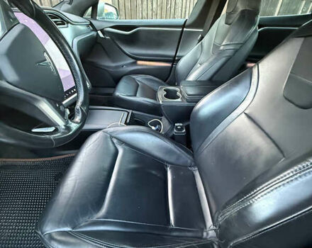 Серый Тесла Модель С, объемом двигателя 0 л и пробегом 170 тыс. км за 21000 $, фото 9 на Automoto.ua