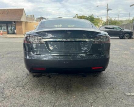 Серый Тесла Модель С, объемом двигателя 0 л и пробегом 73 тыс. км за 10000 $, фото 4 на Automoto.ua