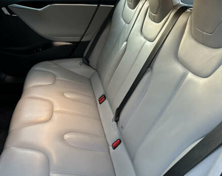 Серый Тесла Модель С, объемом двигателя 0 л и пробегом 168 тыс. км за 16200 $, фото 35 на Automoto.ua