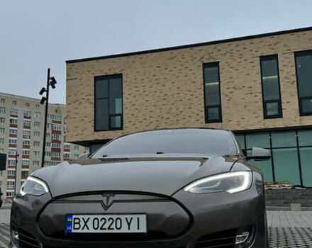 Сірий Тесла Модель С, об'ємом двигуна 0 л та пробігом 156 тис. км за 20000 $, фото 24 на Automoto.ua
