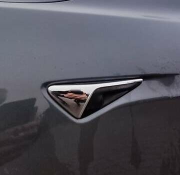 Серый Тесла Модель С, объемом двигателя 0 л и пробегом 226 тыс. км за 14800 $, фото 36 на Automoto.ua