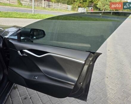 Сірий Тесла Модель С, об'ємом двигуна 0 л та пробігом 104 тис. км за 23000 $, фото 14 на Automoto.ua