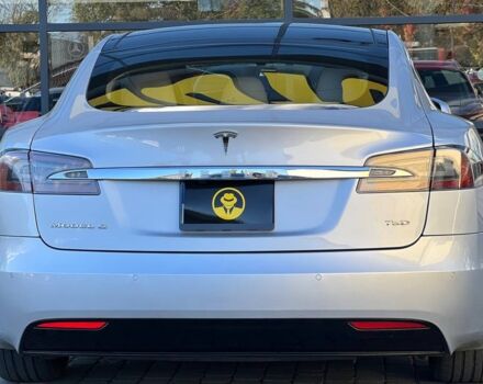 Тесла Модель С 2016 в Ивано-Франковске на Automoto.ua Серый Тесла Модель С, объемом двигателя 75 л и пробегом 160 тыс. км за 19800 $, фото 4 на Automoto.ua