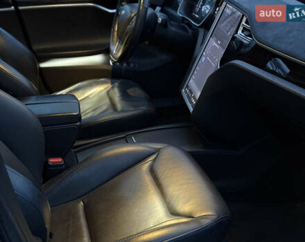 Серый Тесла Модель С, объемом двигателя 0 л и пробегом 300 тыс. км за 14700 $, фото 38 на Automoto.ua