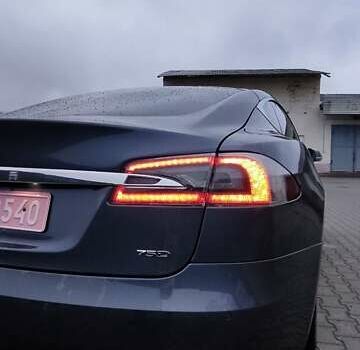 Серый Тесла Модель С, объемом двигателя 0 л и пробегом 226 тыс. км за 14800 $, фото 25 на Automoto.ua