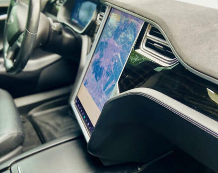 Тесла Модель С 2016 у Луцьку на Automoto.ua Сірий Тесла Модель С, об'ємом двигуна 0 л та пробігом 190 тис. км за 15500 $, фото 42 на Automoto.ua